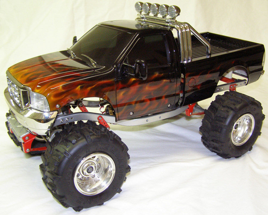 Tamiya-Bruiser-with-True-Flame-Paint-Overall